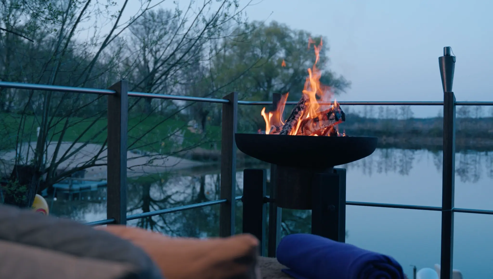 feuer-see-abend